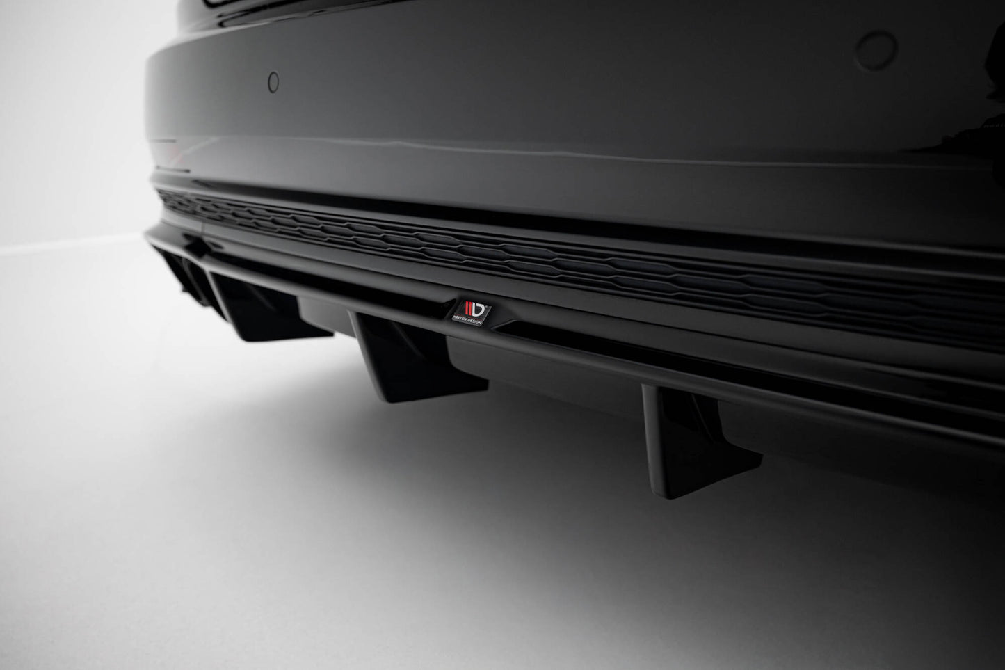 Diffusor Heck Ansatz für Audi S8 D5 schwarz Hochglanz
