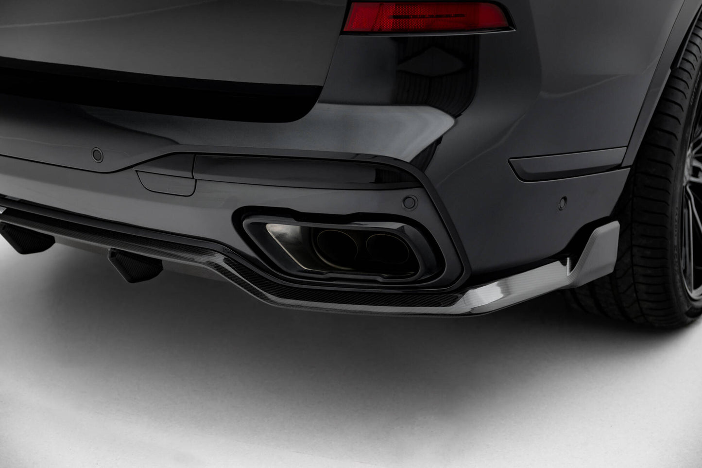 Prepreg Carbon Fiber Diffusor Heck Ansatz für BMW X7 M-Paket G07 Facelift