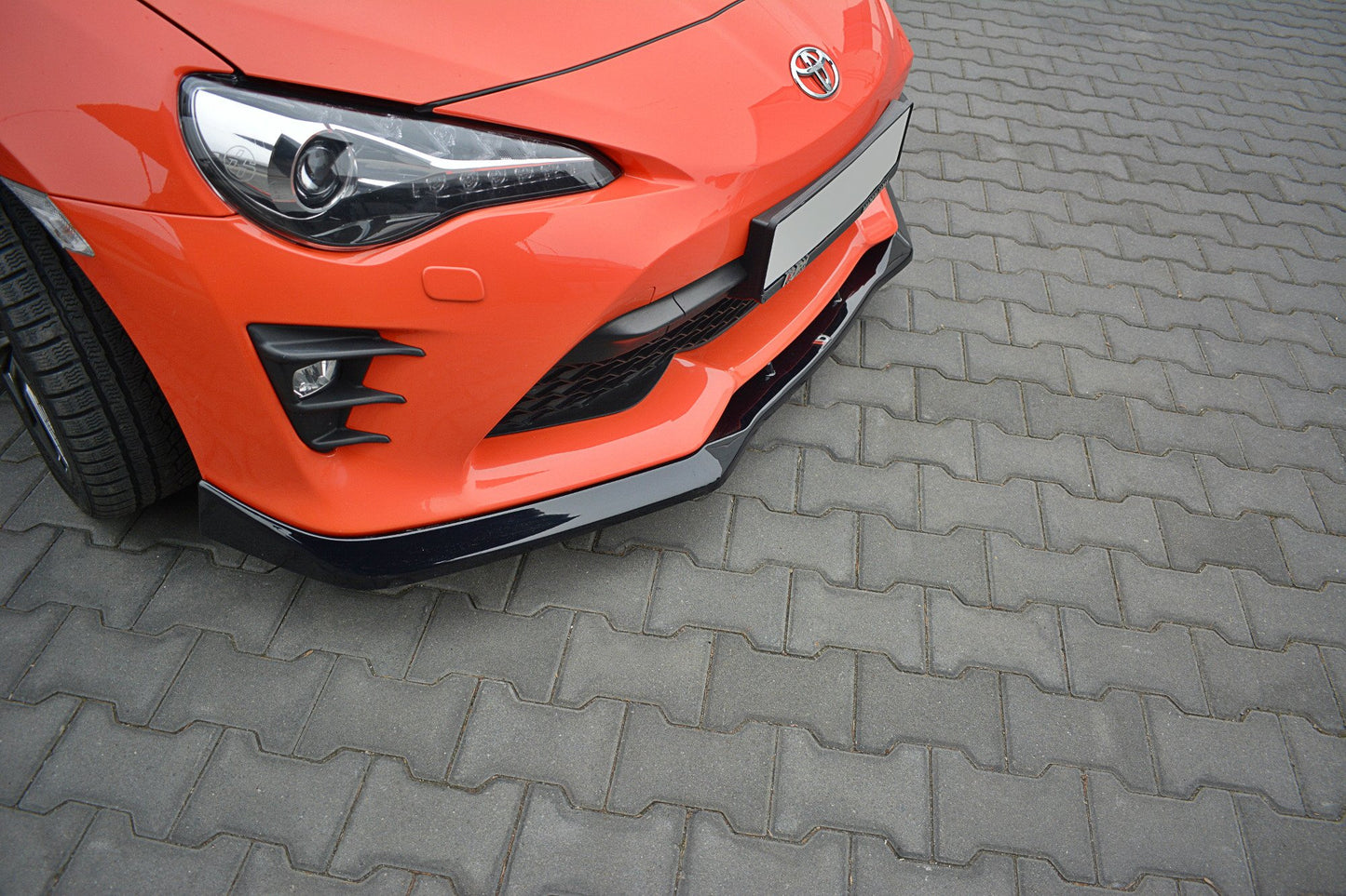 Front Ansatz V.1 für Toyota GT86 Facelift schwarz Hochglanz