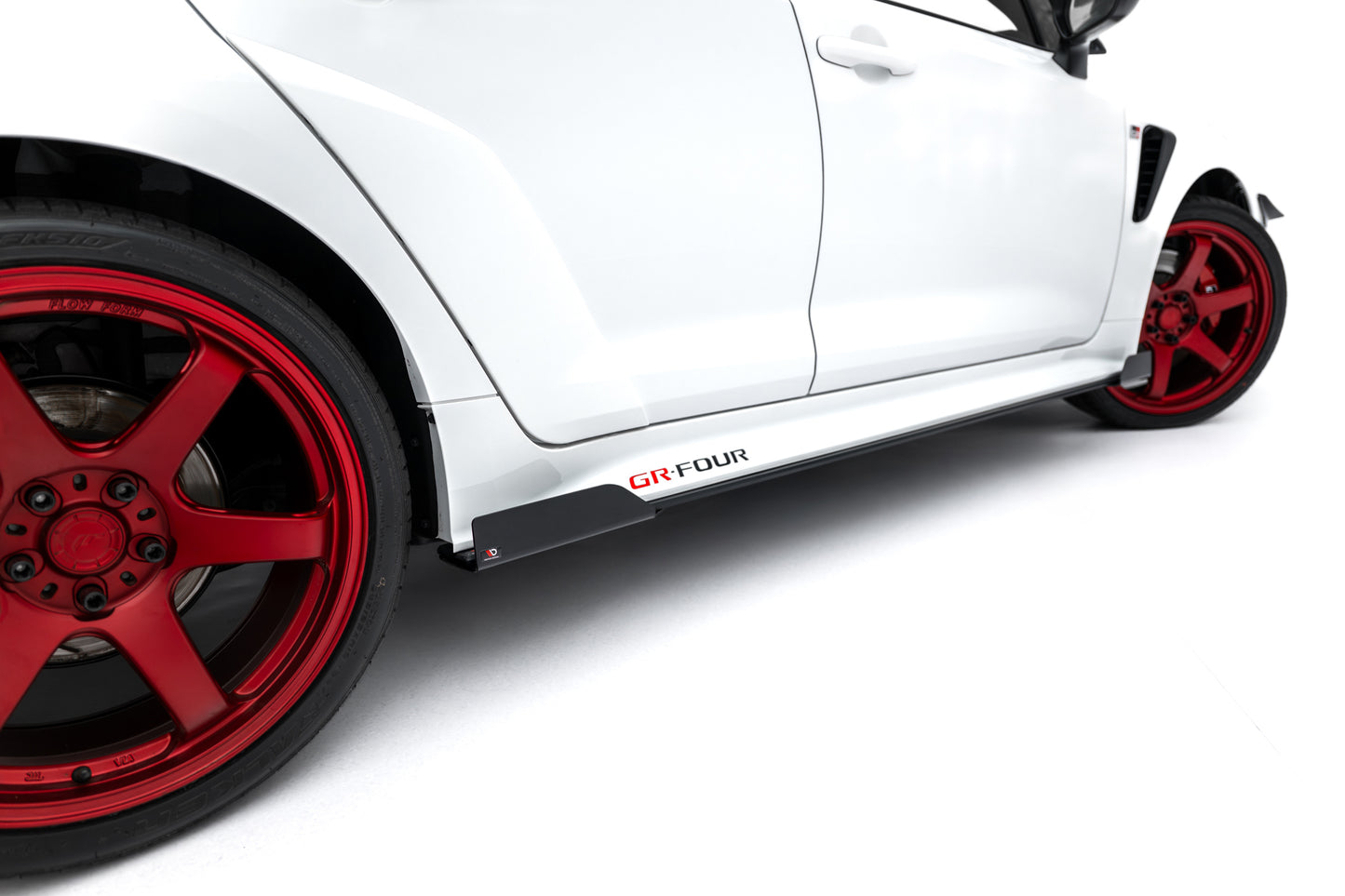 Seitenschweller Flaps für Toyota GR Corolla Mk12 schwarz Hochglanz
