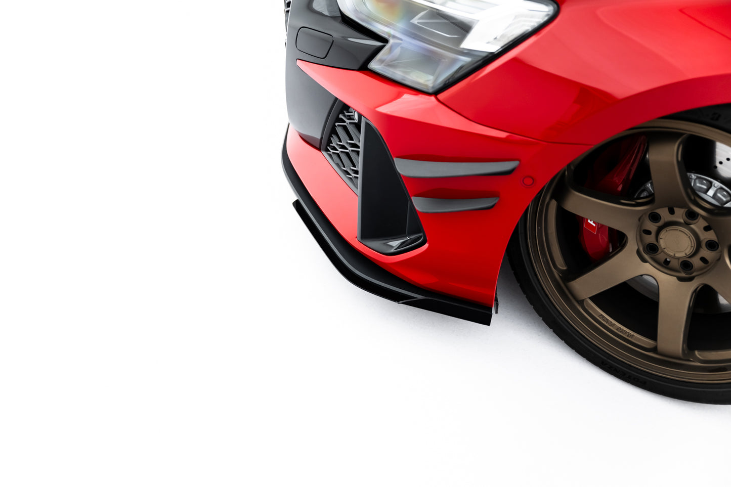 Street Pro Front Ansatz + Flaps für Audi RS3 Limousine 8Y Facelift schwarz Hochglanz