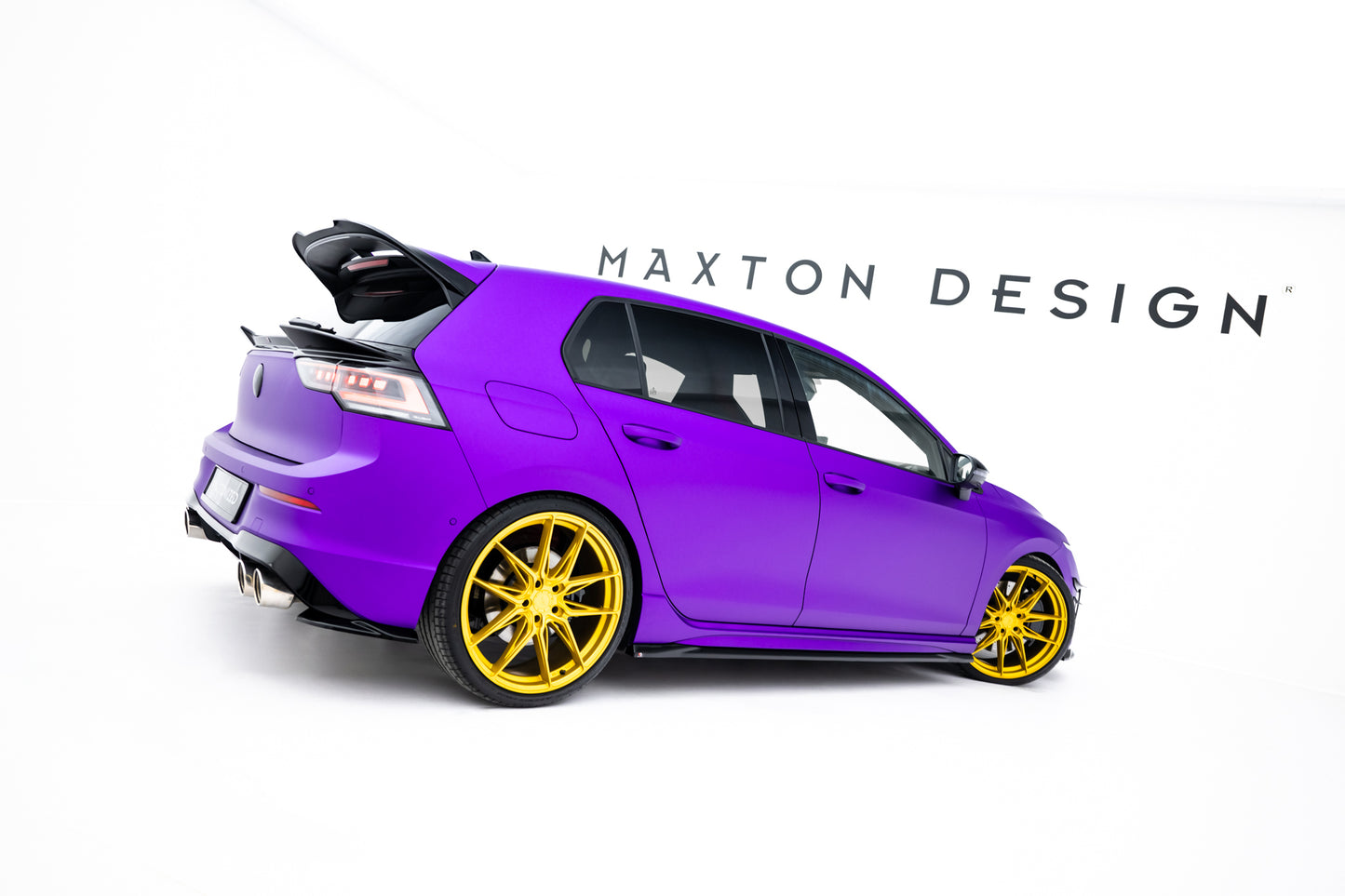 Heck Ansatz Flaps Diffusor V.8 für VW Golf R Mk8 / Mk8 Facelift schwarz Hochglanz
