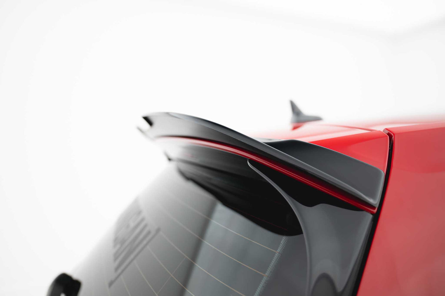 Spoiler CAP V.2 für VW Golf 7 R / R-Line / GTI schwarz Hochglanz