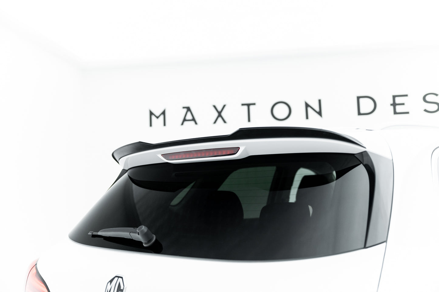 Spoiler CAP für MG HS Mk1 Facelift schwarz Hochglanz