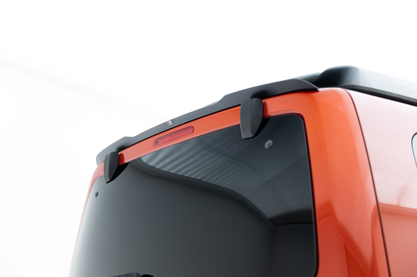 Spoiler CAP für Peugeot Expert Mk3 schwarz Hochglanz