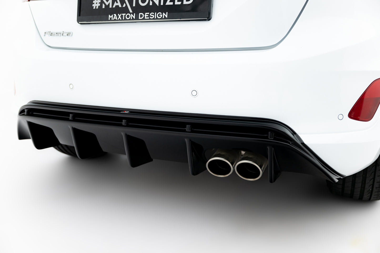 Diffusor Heck Ansatz V.2 für Ford FIesta Mk8 ST schwarz Hochglanz