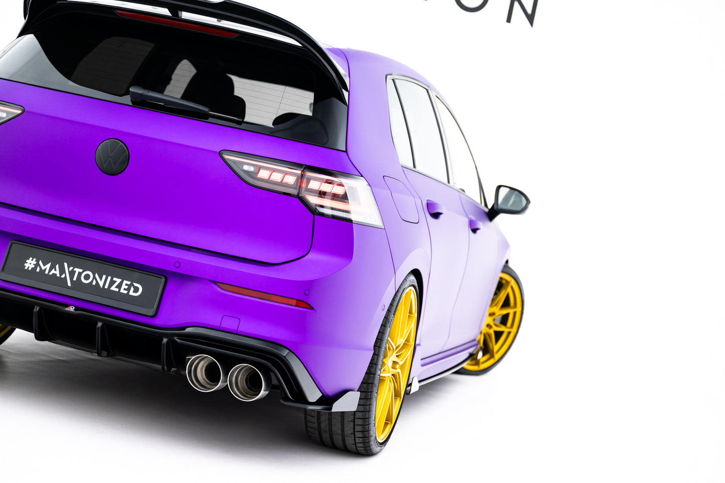 Street Pro Heck Ansatz Flaps Diffusor V.2 + Flaps V.2 für VW Golf R Mk8 / Mk8 Facelift schwarz Hochglanz