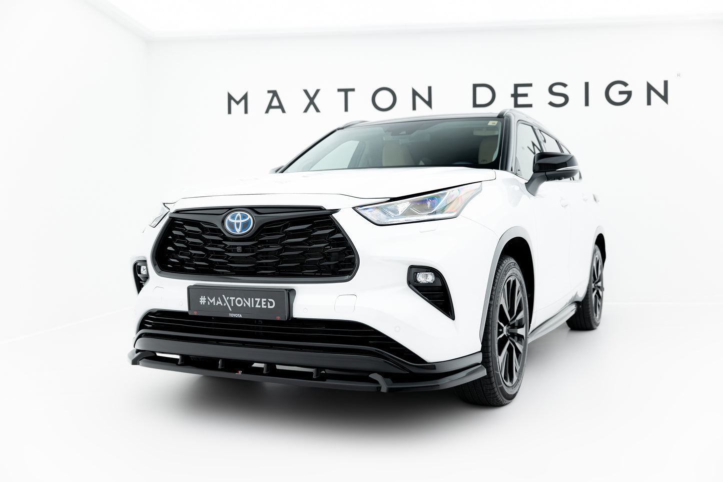 Front Ansatz V.2 für Toyota Highlander Mk4 schwarz Hochglanz