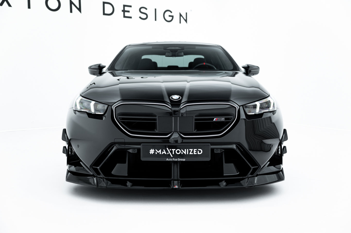 Front Ansatz V.1 für BMW M5 Limousine / Touring G90 schwarz Hochglanz