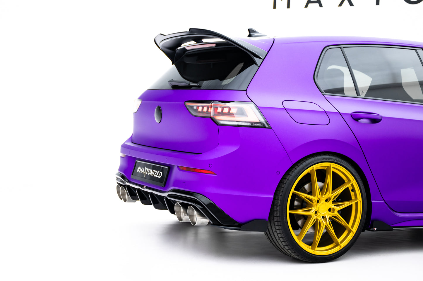 Street Pro Heck Ansatz Flaps Diffusor V.2 + Flaps V.2 für VW Golf R Mk8 / Mk8 Facelift schwarz Hochglanz