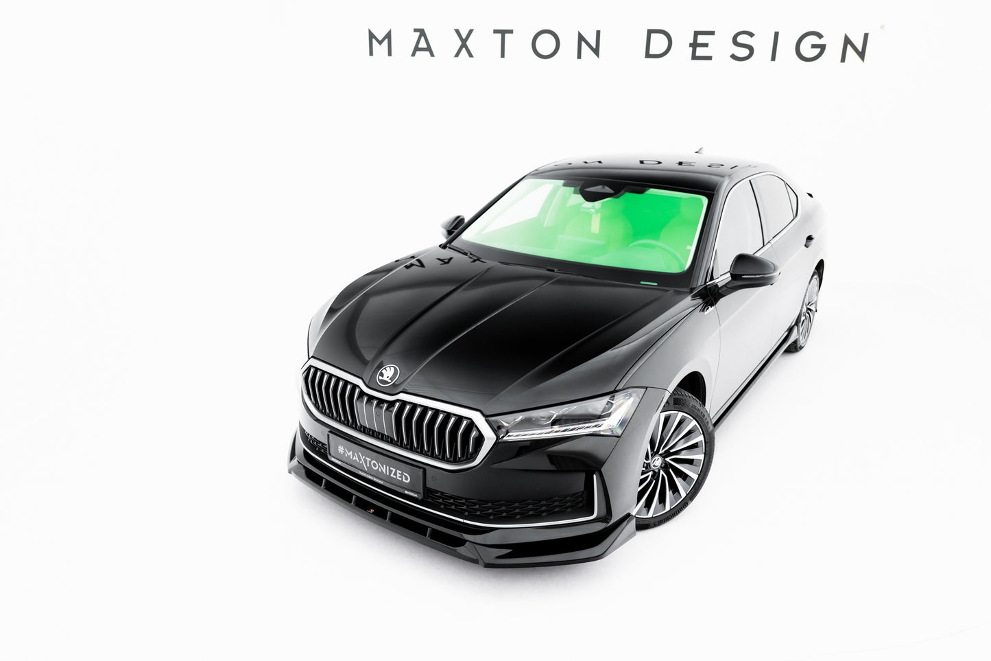 Front Ansatz V.2 für Skoda Superb Mk4 schwarz Hochglanz