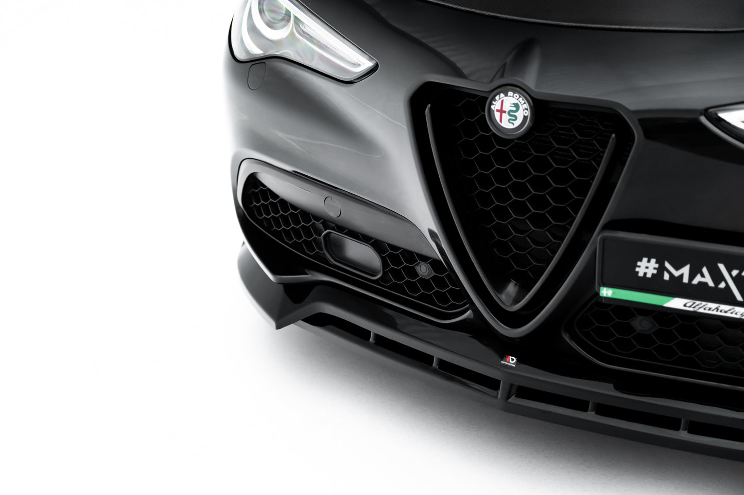 Front Ansatz V.3 für Alfa Romeo Stelvio Mk1 schwarz Hochglanz