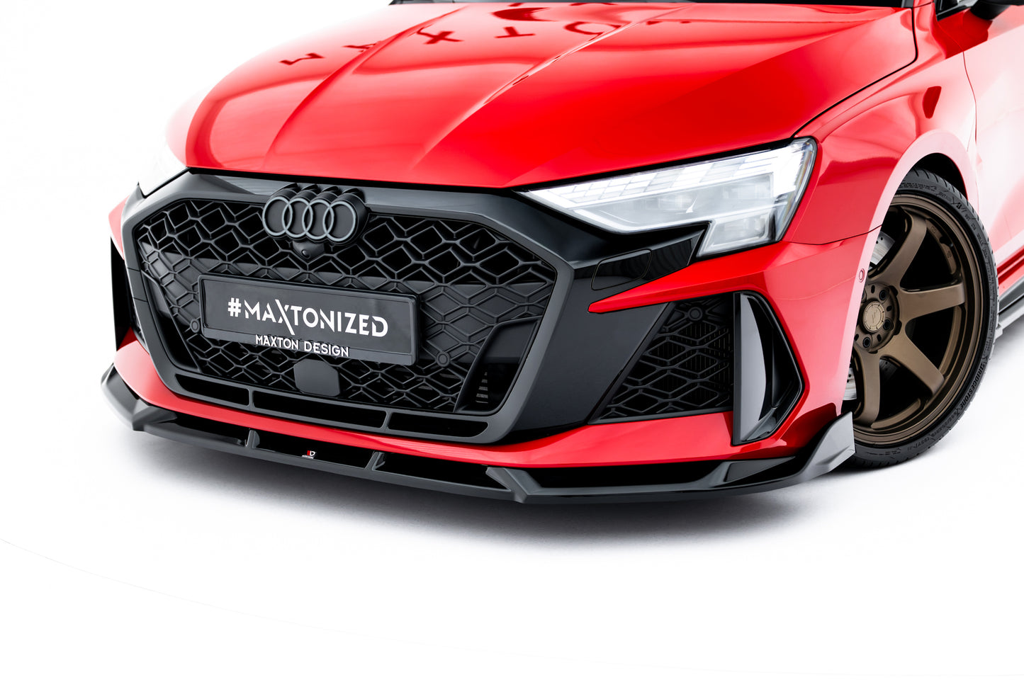 Front Ansatz V.3 für Audi RS3 Limousine 8Y Facelift schwarz Hochglanz