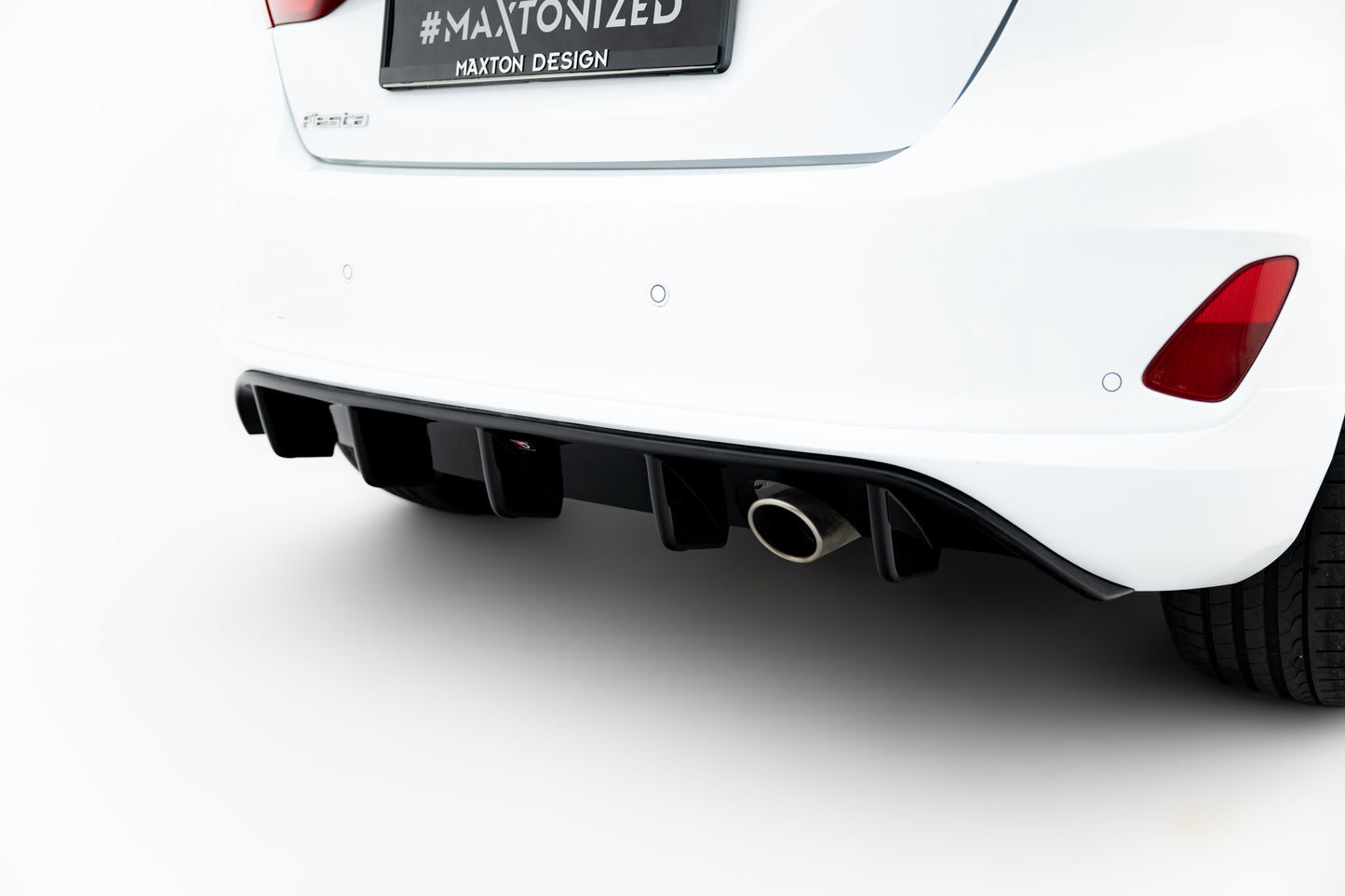 Diffusor Heck Ansatz für Ford Fiesta Mk8 ST-Line schwarz Hochglanz