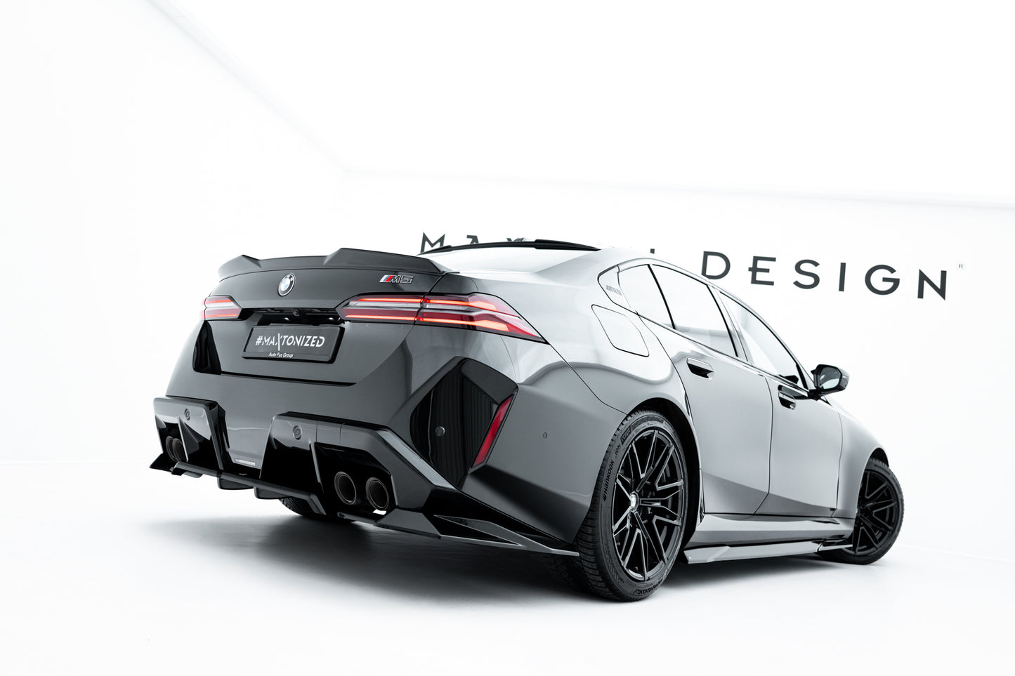 Mittlerer Cup Diffusor DTM Look Heck Ansatz für BMW M5 Limousine / Touring G90 schwarz Hochglanz