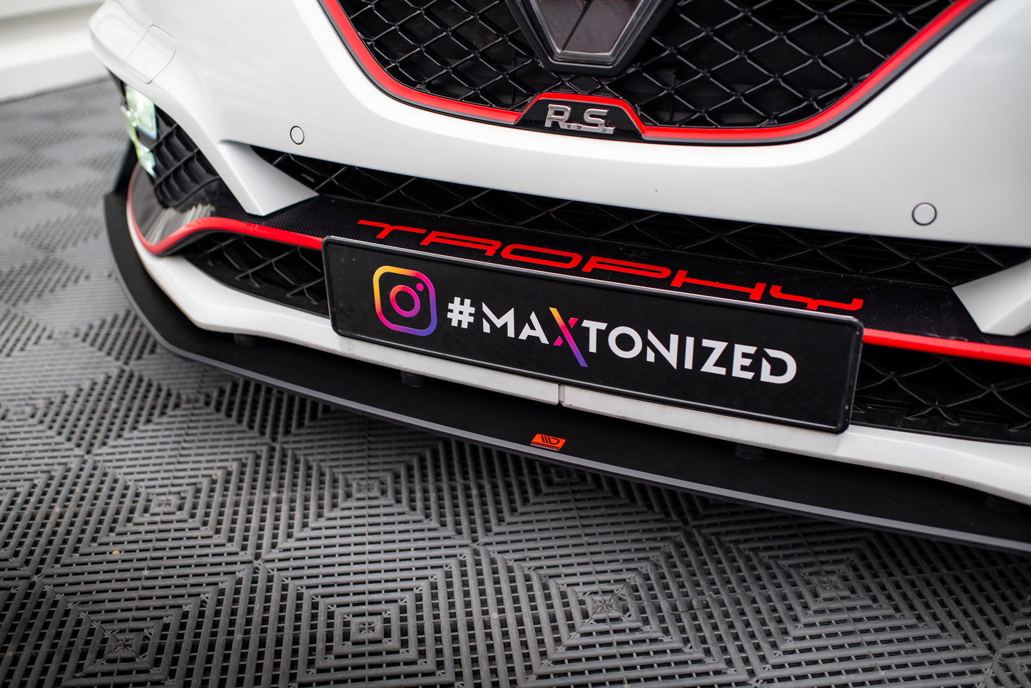 Street Pro Front Ansatz für Renault Megane RS Mk4