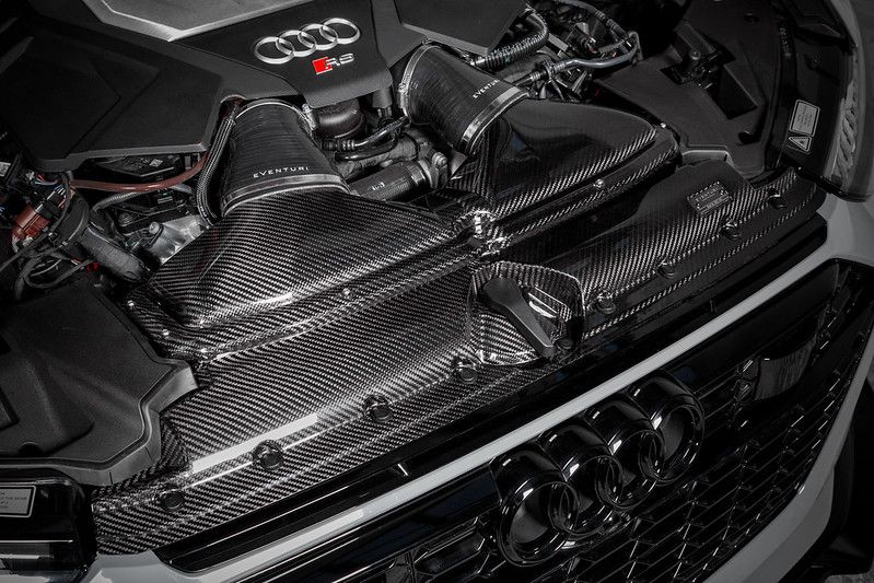 Eventuri Carbon Ansaugsystem für Audi C8 RS6/RS7