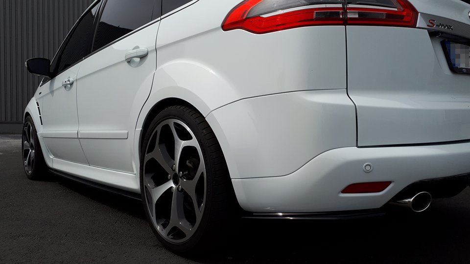 Heck Ansatz Flaps Diffusor für Ford S-Max Titanium Mk1 FL schwarz Hochglanz
