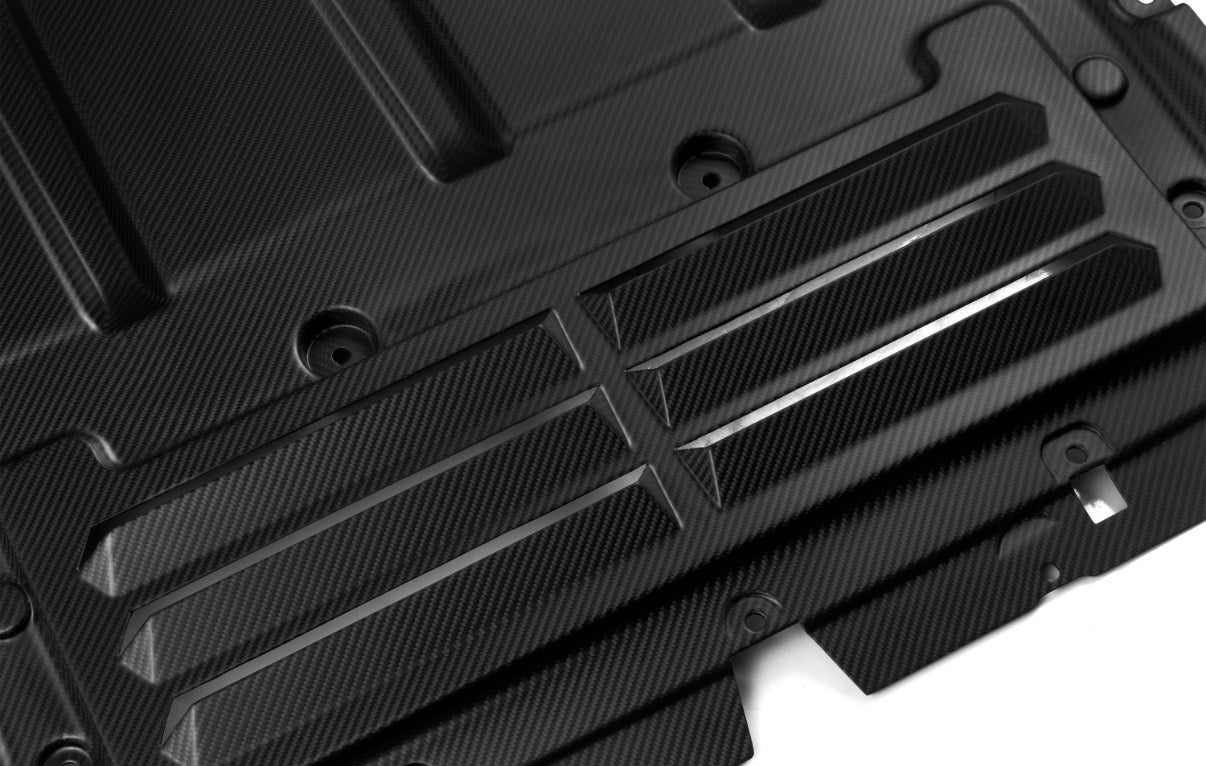 CPG BMW M5 G90 G99 Ölkühlerschutz / Unterbodenschutz DRY Carbon