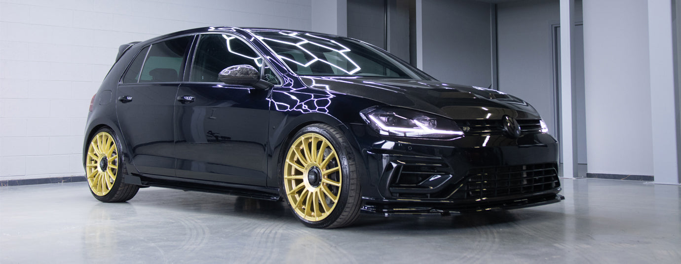 OZ Superturismo Evoluzione Race Gold + Black Lettering