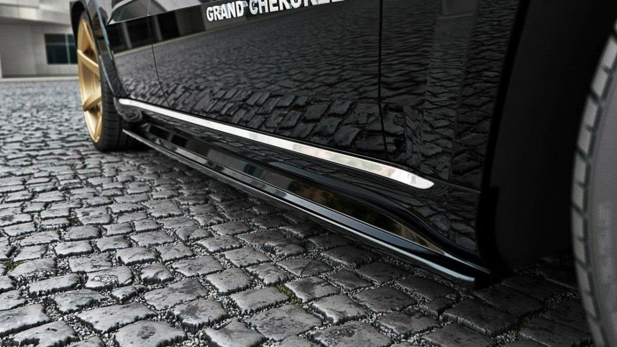 Seitenschweller Ansatz für Jeep Grand Cherokee WK2 Summit Facelift schwarz matt