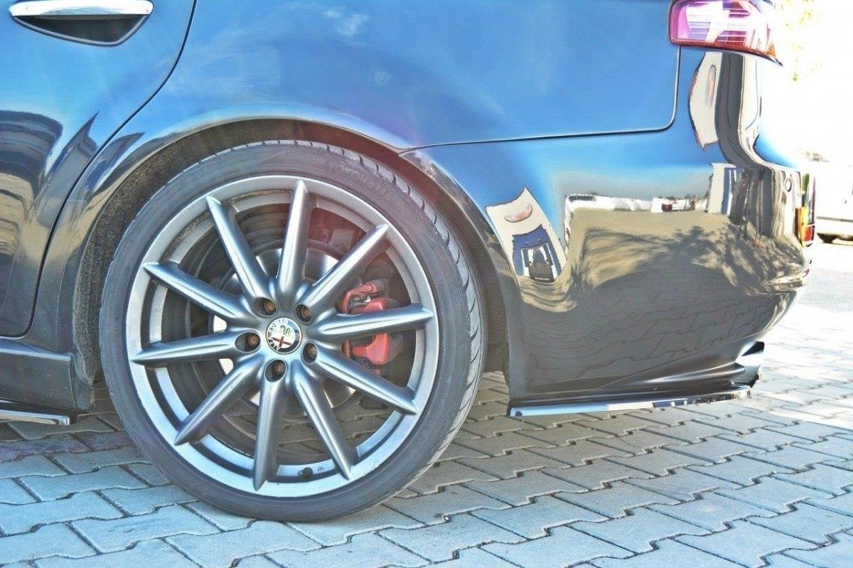 Heck Ansatz Flaps Diffusor für ALFA ROMEO 159 schwarz Hochglanz
