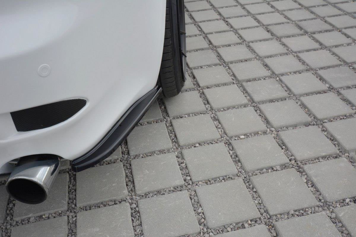 Heck Ansatz Flaps Diffusor für Lexus IS F-Sport Mk2 (XE20) Facelift schwarz Hochglanz