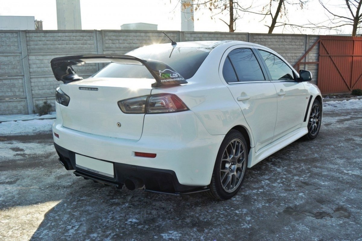 Heck Ansatz Flaps Diffusor für Mitsubishi Lancer Evo X schwarz Hochglanz