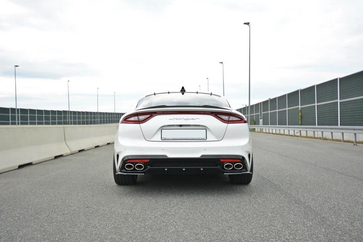 Heck Ansatz Flaps Diffusor für KIA Kia Stinger Gt / GT-Line Mk1 schwarz Hochglanz