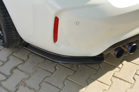 Heck Ansatz Flaps Diffusor für BMW M2 (F87) COUPÉ schwarz Hochglanz