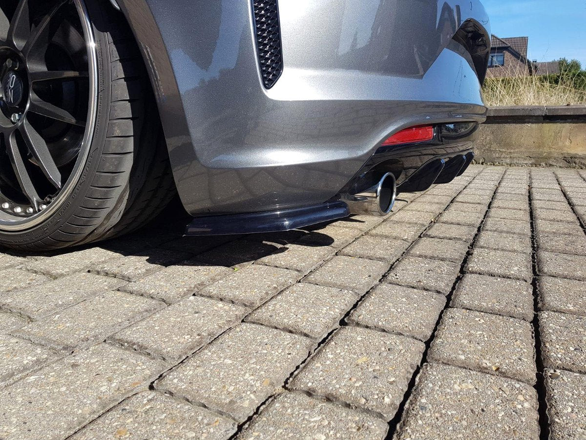 Heck Ansatz Flaps Diffusor für VOLKSWAGEN SCIROCCO MK.3 R FACELIFT schwarz Hochglanz