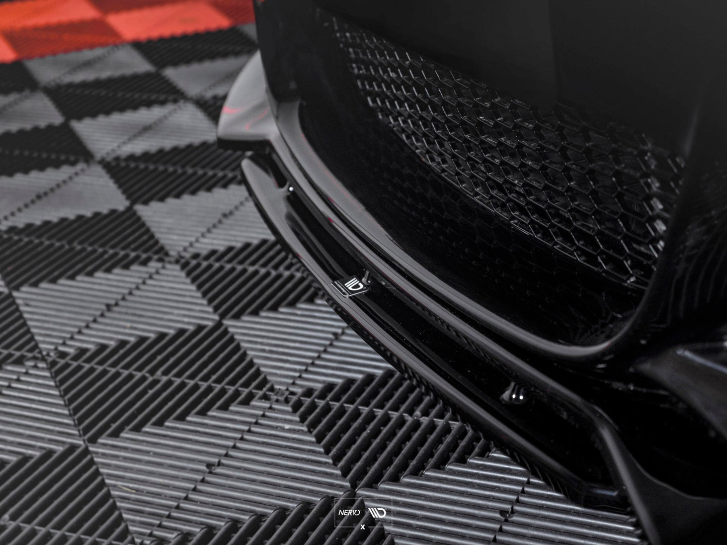 Front Ansatz V.1 für for BMW 1er E82 FACELIFT M Paket schwarz Hochglanz