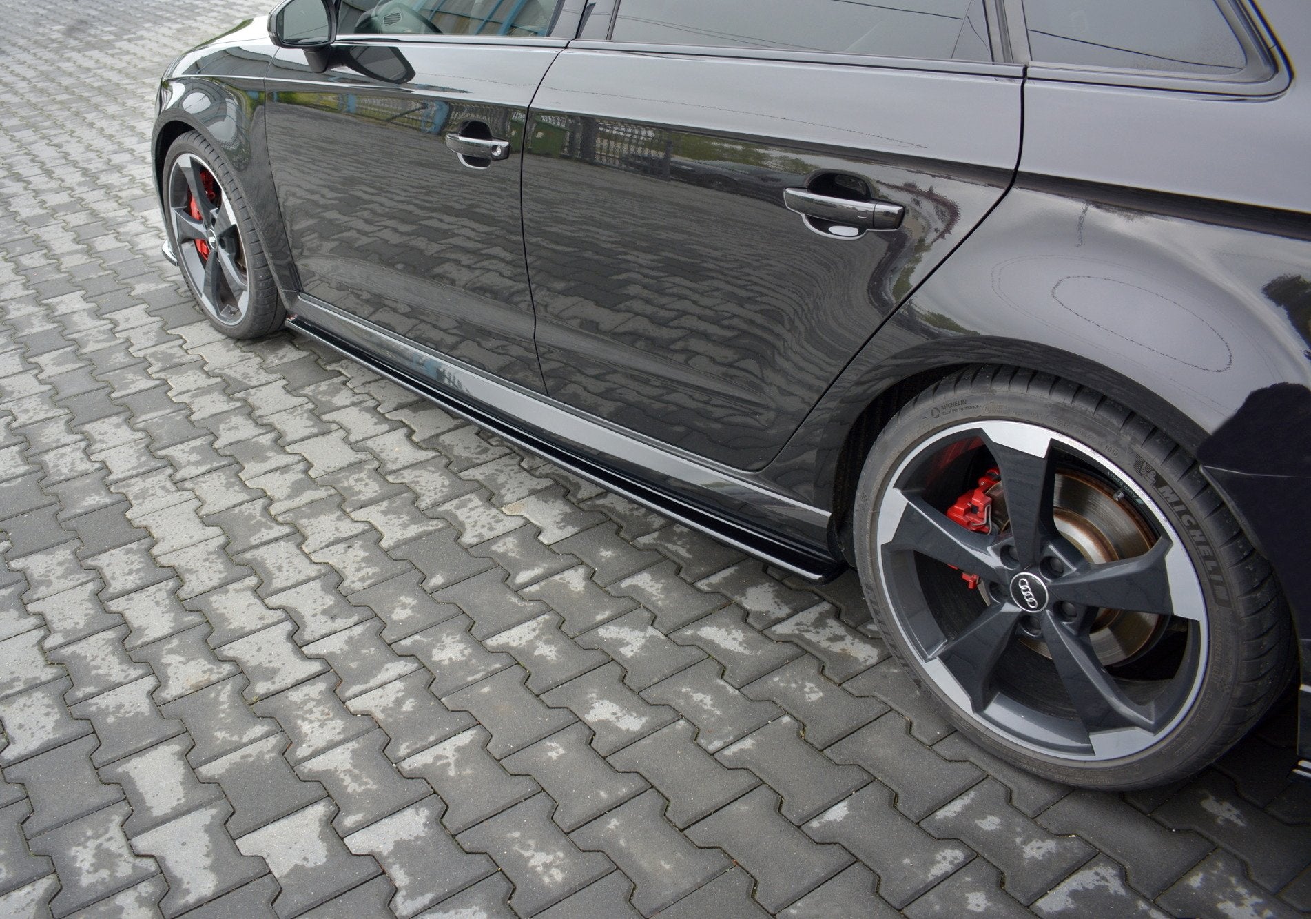 Seitenschweller Ansatz für Audi RS3 8V FL Sportback schwarz Hochglanz