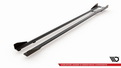 Street Pro Seitenschweller Ansatz + Flaps für VW Golf R / R-Line Mk7 Facelift schwarz Hochglanz