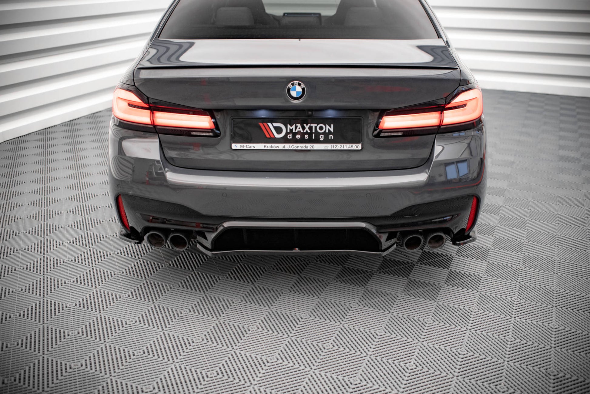 Heckansatz BMW M5 F90 schwarz Hochglanz