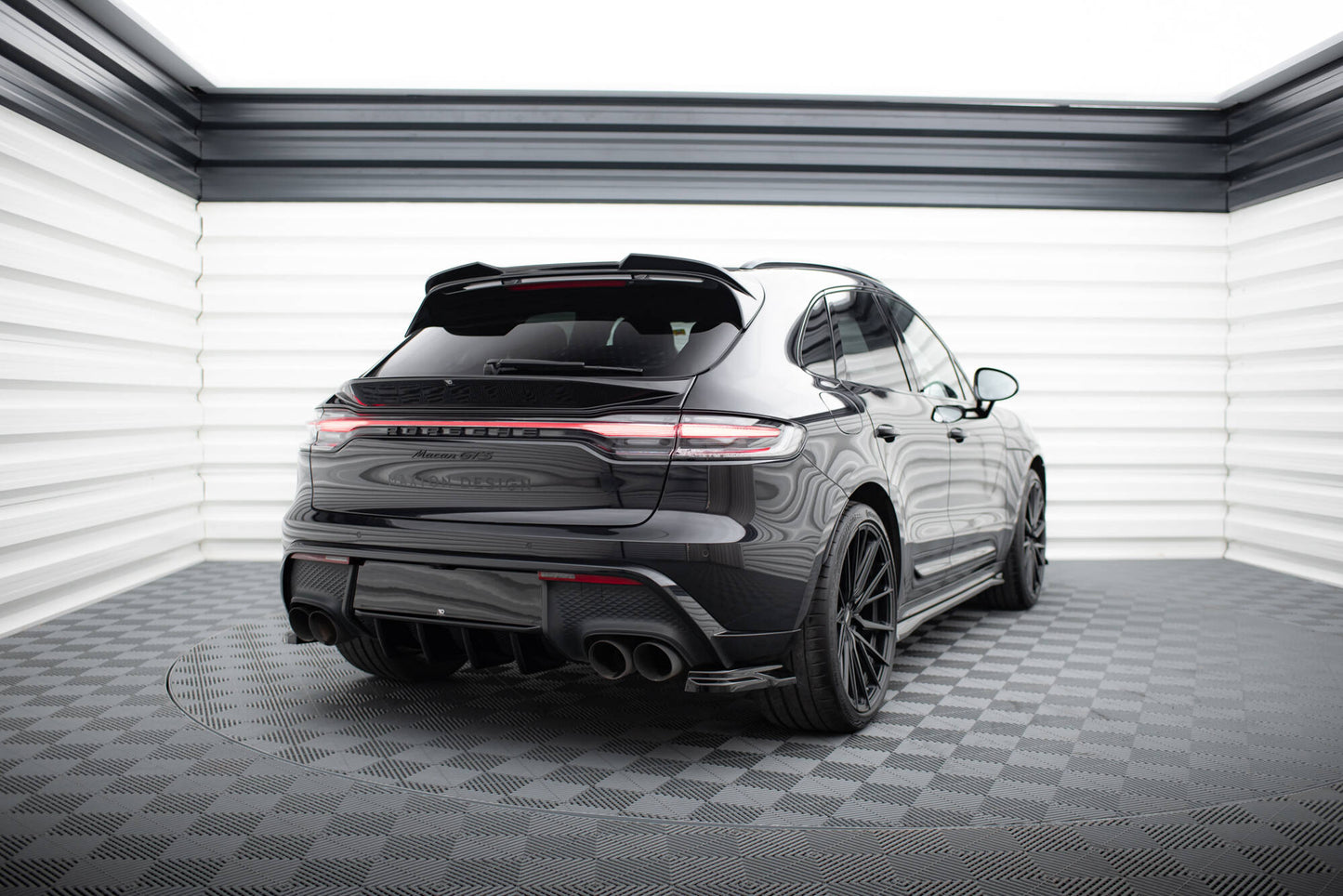 Höher Spoiler CAP 3D für Porsche Macan GTS Mk1 Facelift 2 schwarz Hochglanz