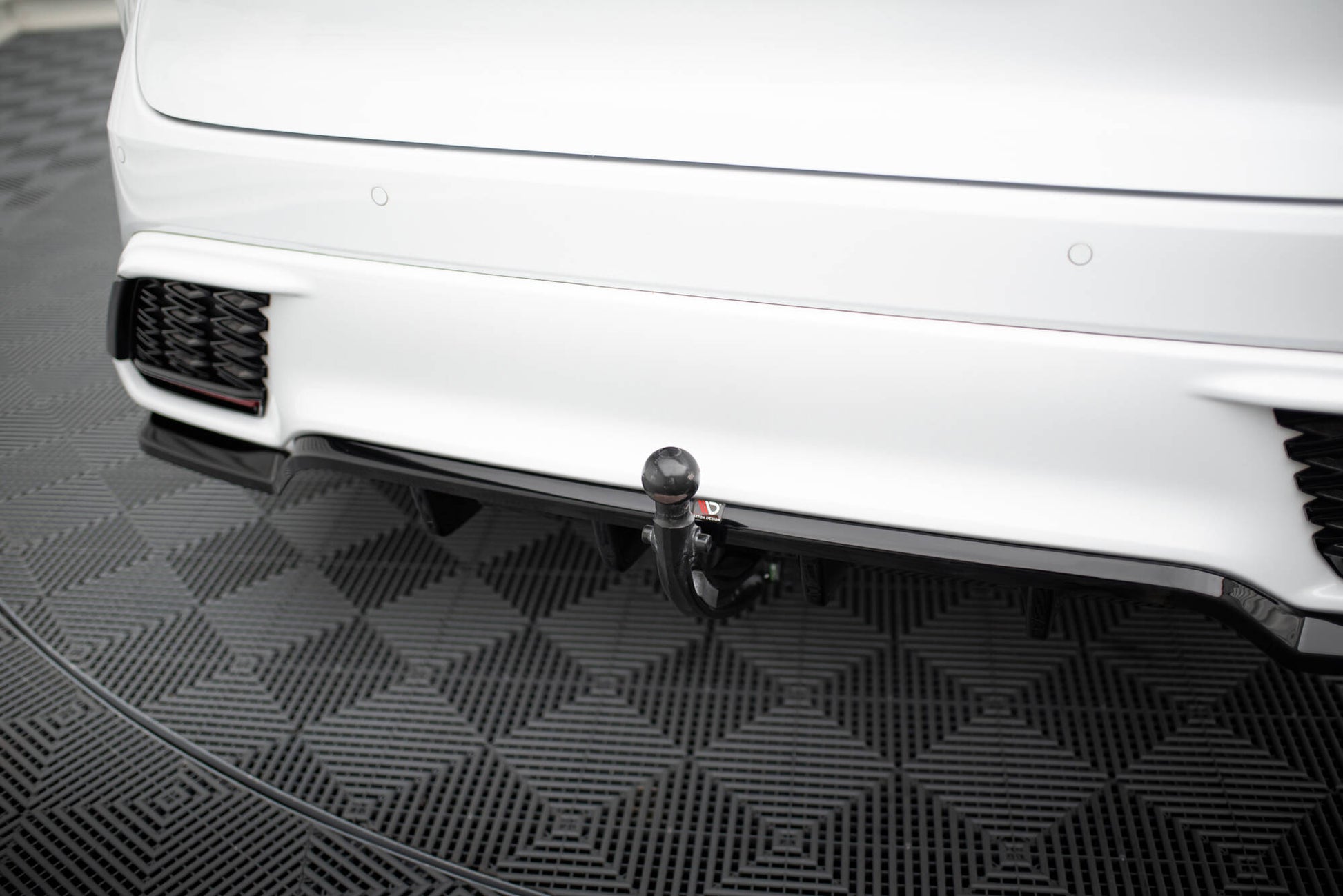 Mittlerer Cup Diffusor DTM Look Heck Ansatz für Lexus RX F-Sport Mk5 schwarz Hochglanz