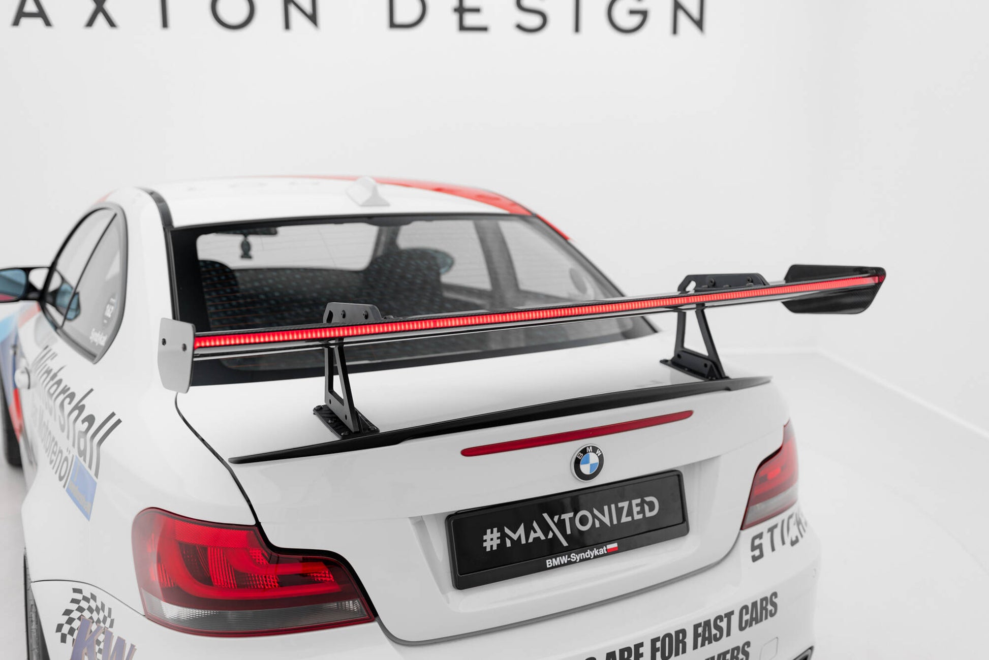 Carbon Spoiler With Upper Swan Mounting + LED BMW 1er M E82
