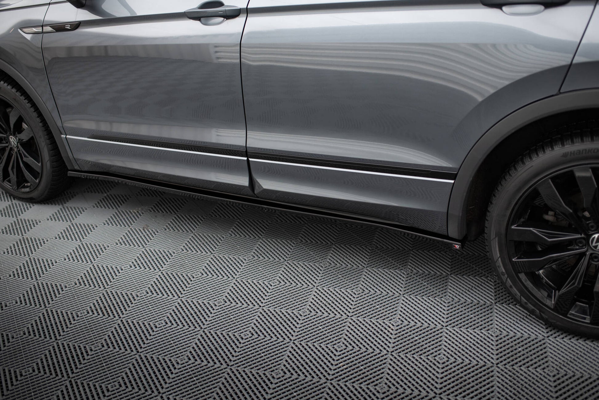 Seitenschweller Ansatz für VW Tiguan Allspace Mk2 schwarz Hochglanz