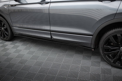 Seitenschweller Ansatz für VW Tiguan Allspace Mk2 schwarz Hochglanz