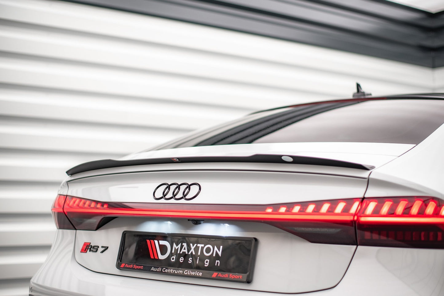 Spoiler CAP für Audi A7 C8 / C8 S-Line / S7 C8 / RS7 C8 schwarz Hochglanz