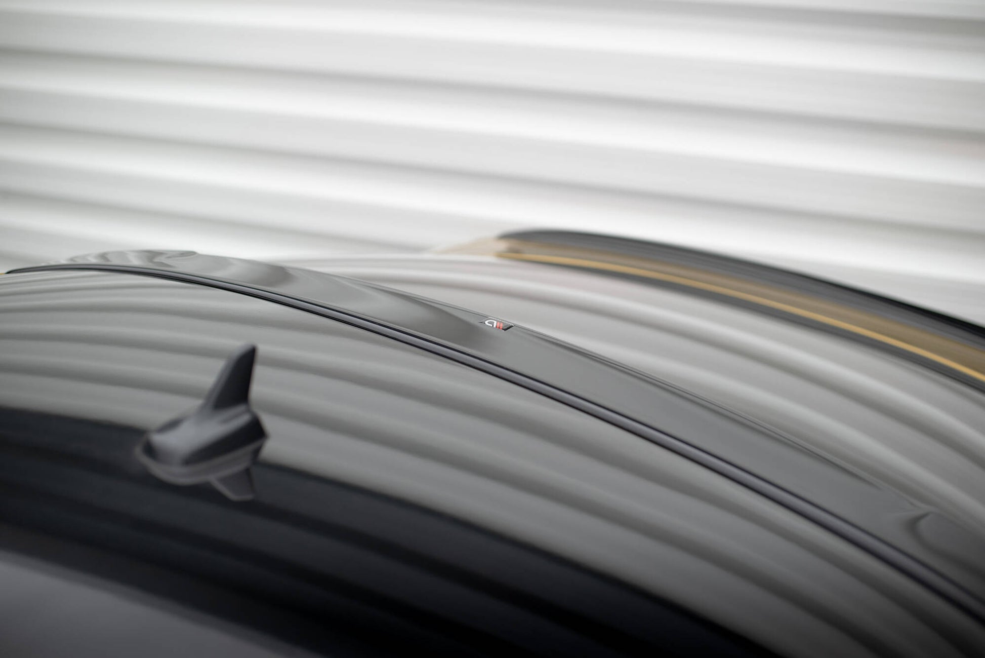 Heckscheiben Spoiler für VW Arteon R-Line schwarz Hochglanz