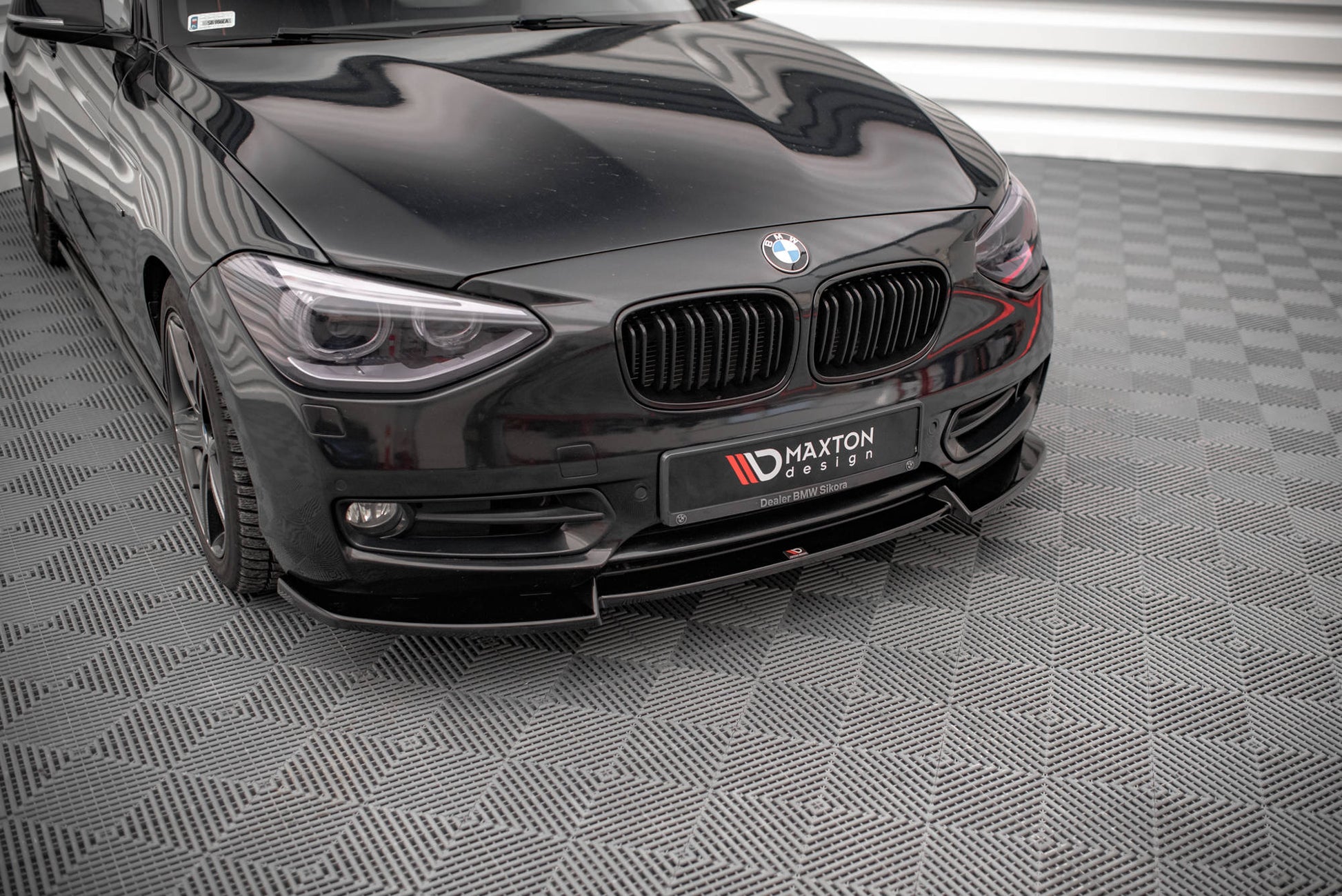 Front Ansatz V.2 für BMW 1er F20 schwarz Hochglanz