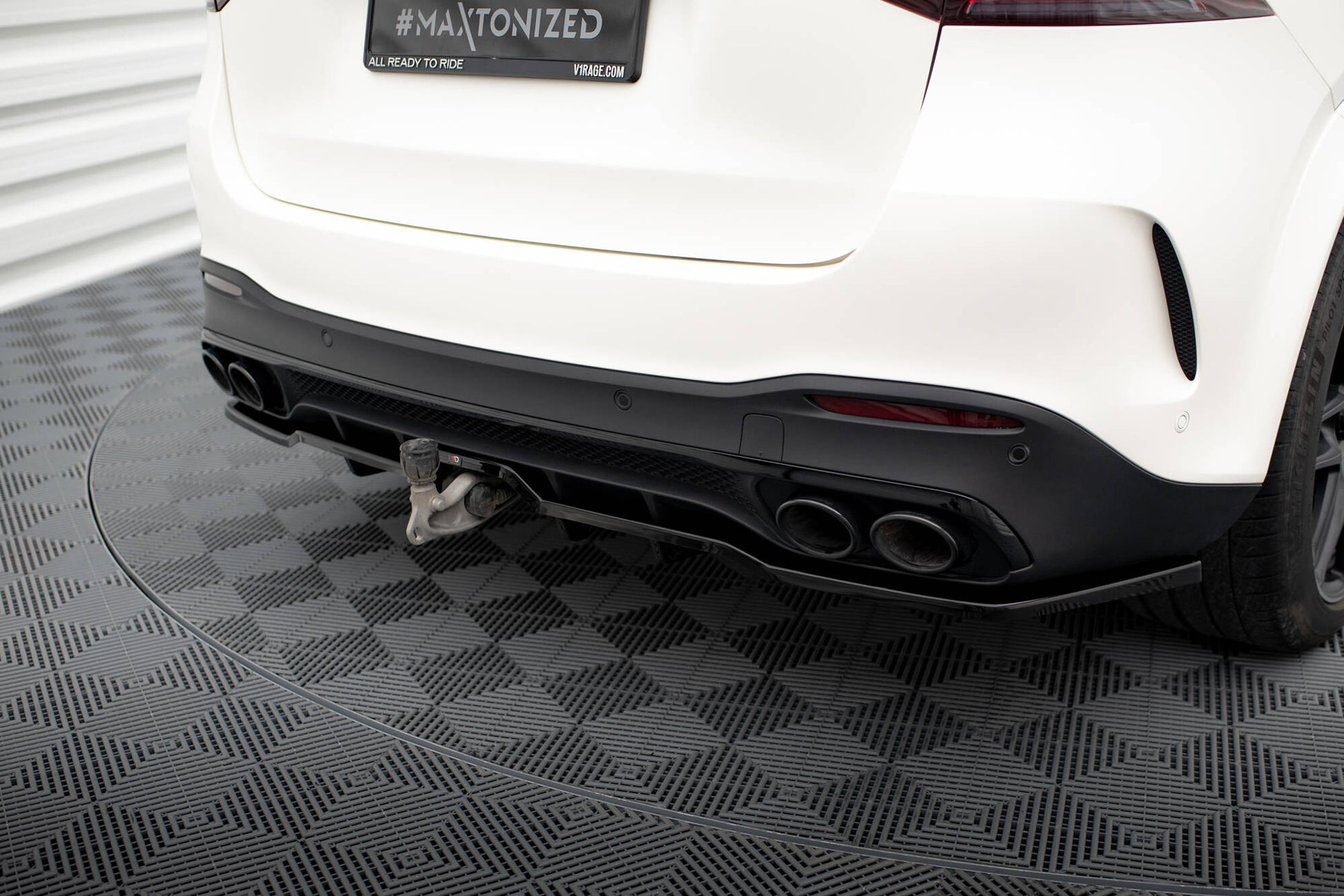 Mittlerer Cup Diffusor DTM Look Heck Ansatz für Mercedes-AMG GLE 53 / 63 W167 / W167 Facelift schwarz Hochglanz