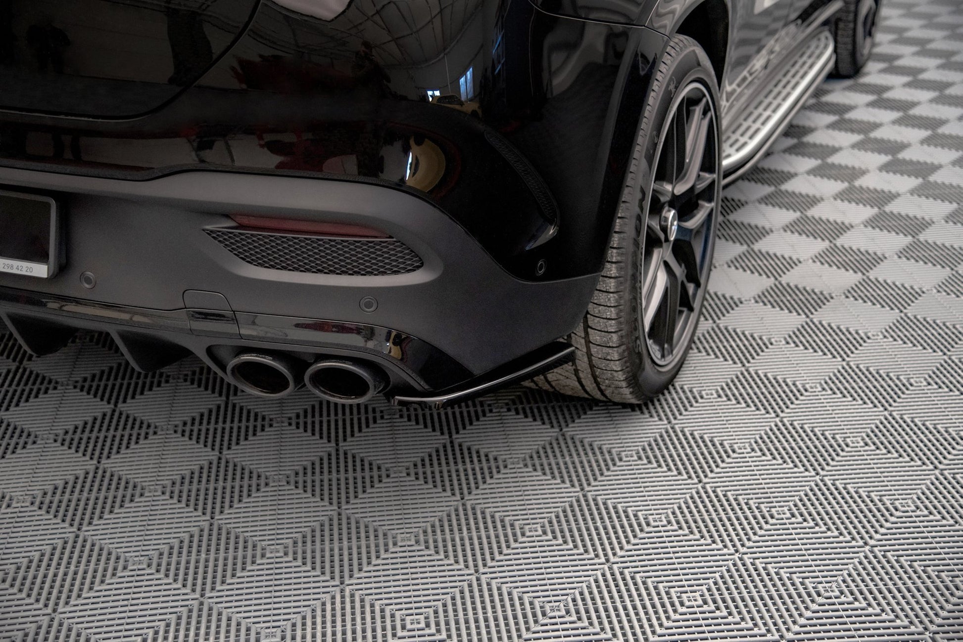 Heck Ansatz Flaps Diffusor für Mercedes-AMG GLE 53 Coupe C167 / C167 Facelift schwarz Hochglanz
