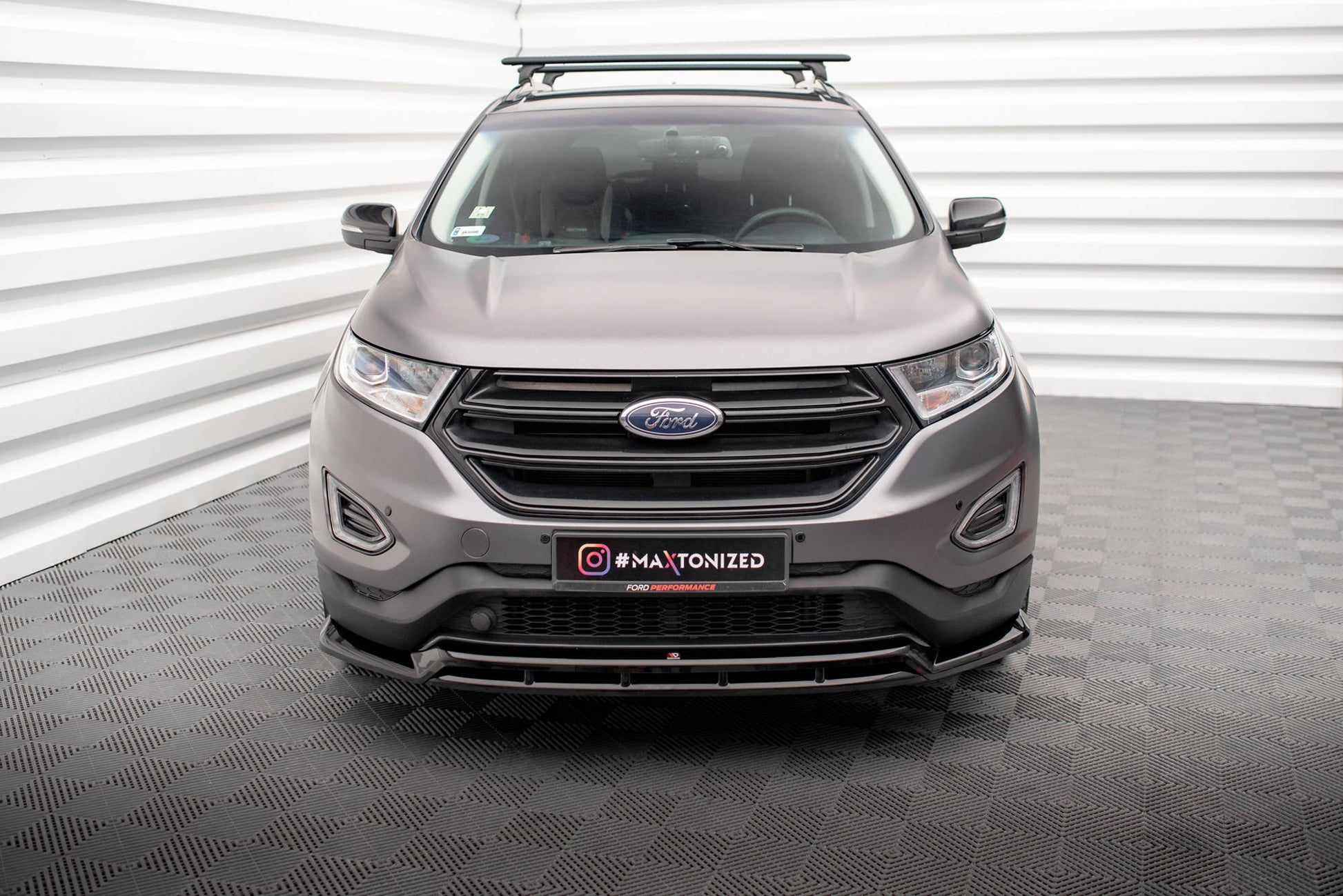 Front Ansatz für Ford Edge Mk2 schwarz Hochglanz