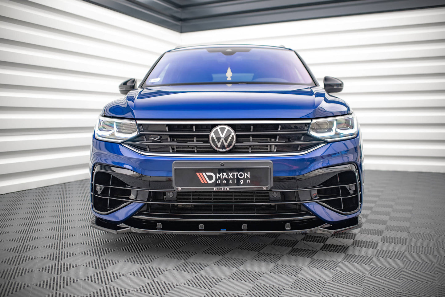 Front Ansatz V.3 für VW Tiguan R / R-Line Mk2 Facelift schwarz Hochglanz