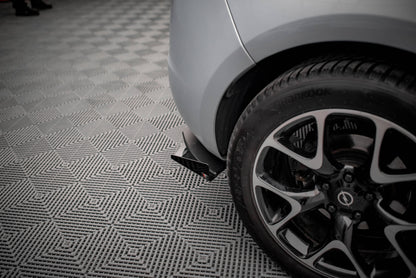 Robuste Racing Diffusor Heck Ansatz + Flaps für Opel Astra GTC OPC-Line J schwarz Hochglanz