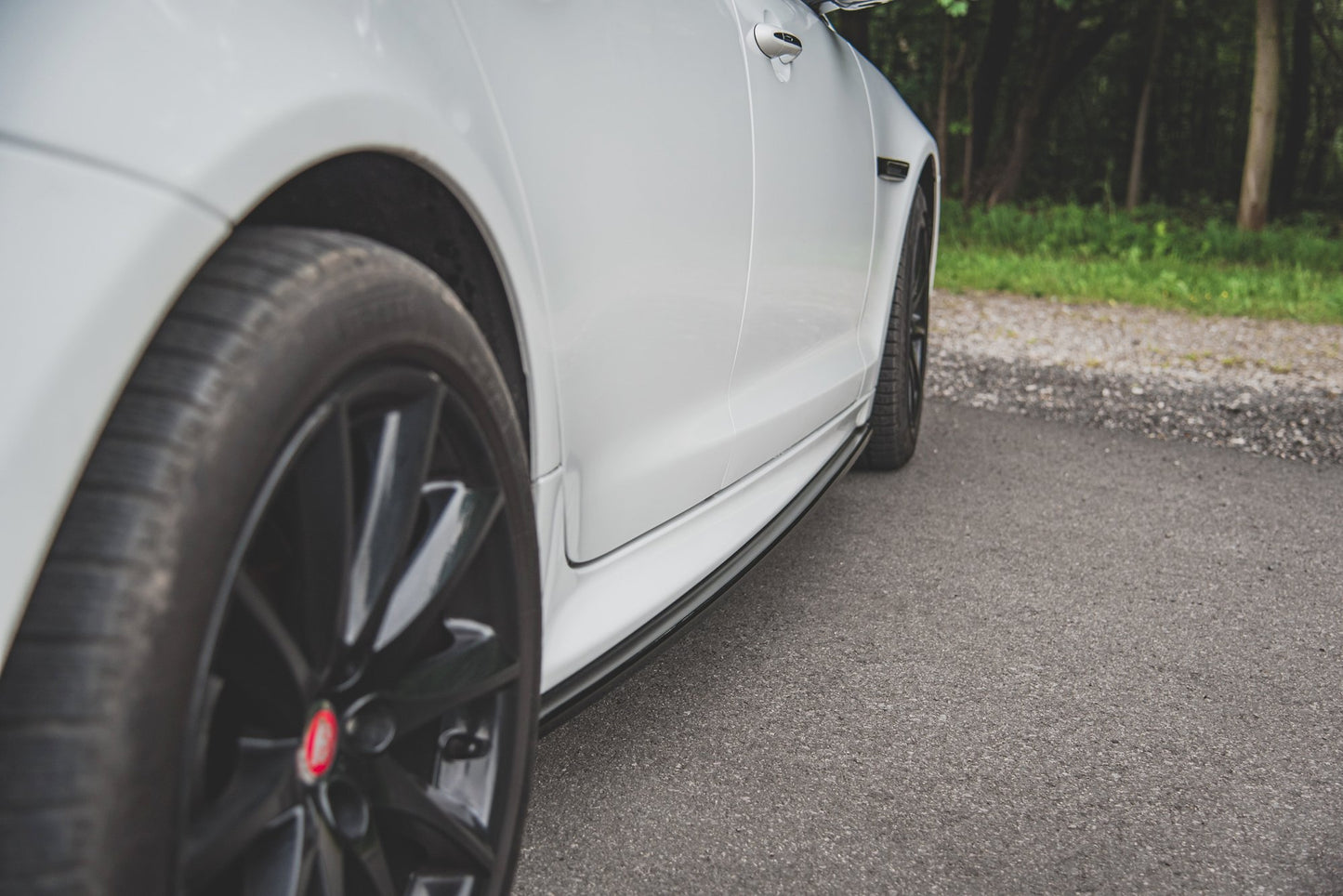 Seitenschweller Ansatz für Jaguar XJ R-Sport X351 Facelift schwarz Hochglanz