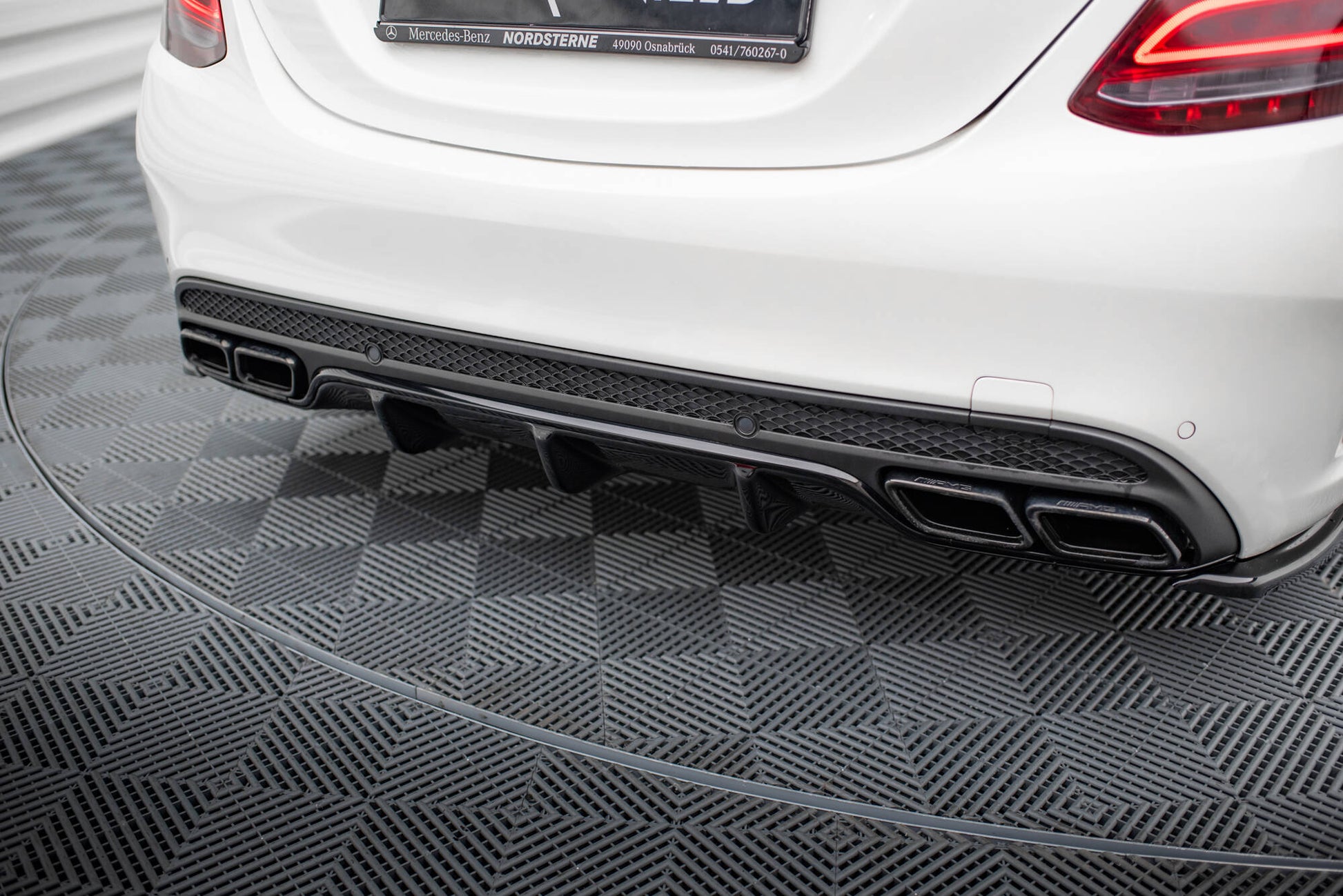 Diffusor Heck Ansatz für Mercedes C-Klasse S205 63 AMG  schwarz Hochglanz